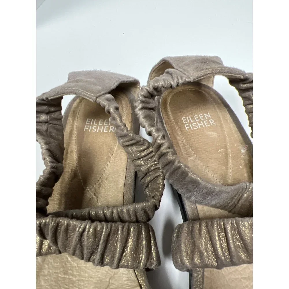 Eileen Fisher Gold Stretch Sandal Rubber Sole Shoes Women's Size 8